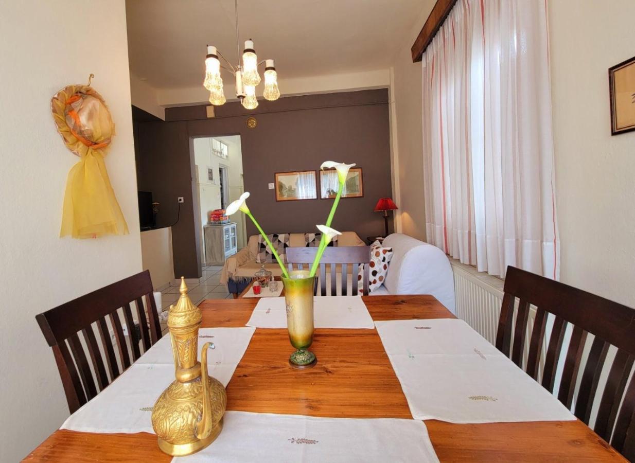 Villa Mansion With Garden à Kiáton Extérieur photo